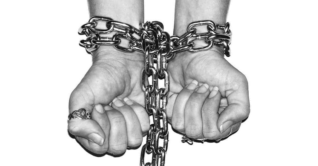 chains-hendur
