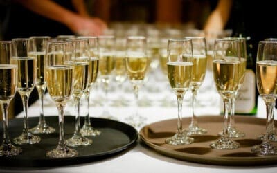 Kosningaveisla ríka fólksins í boði almennings