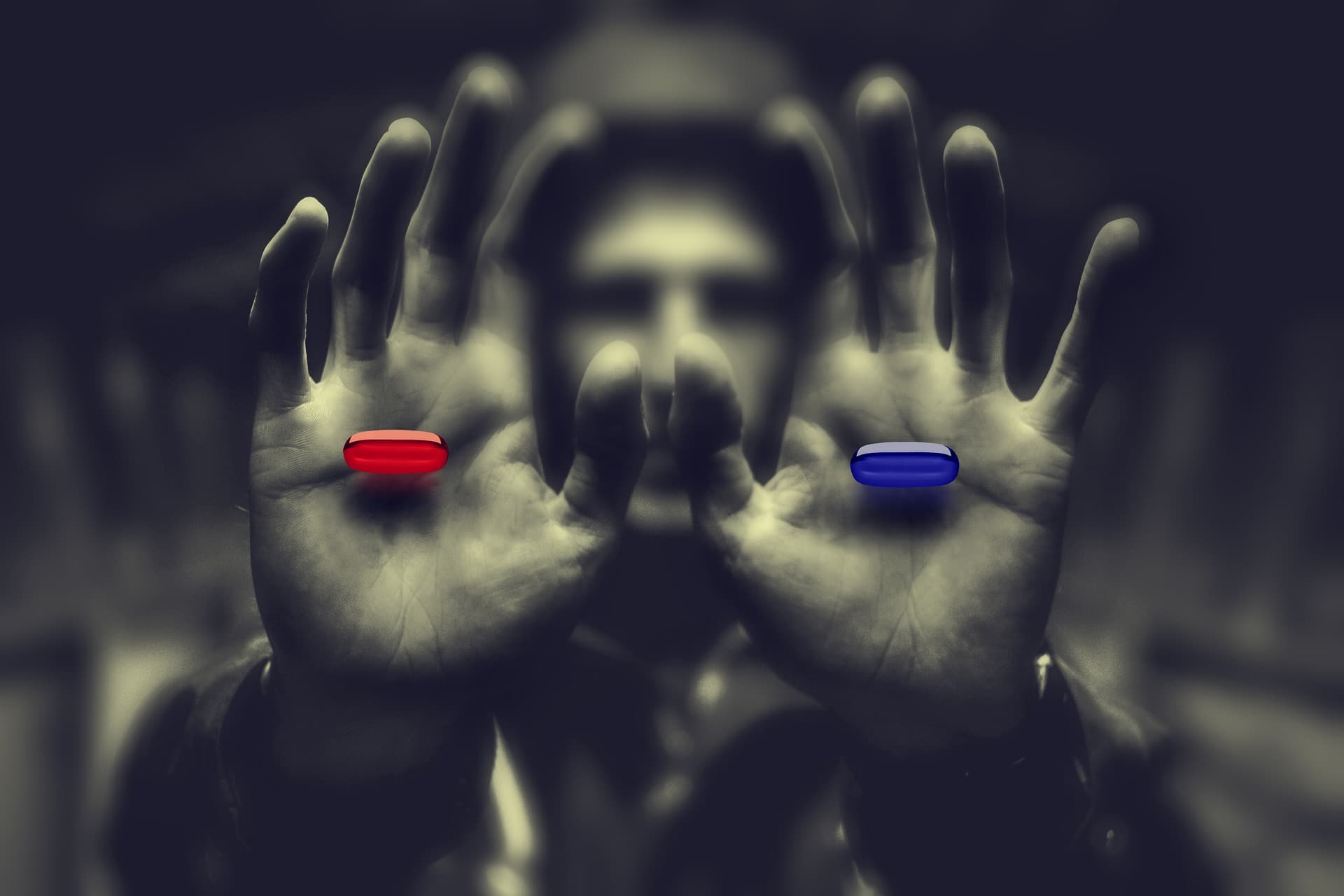 Red pill Blue pill_1920