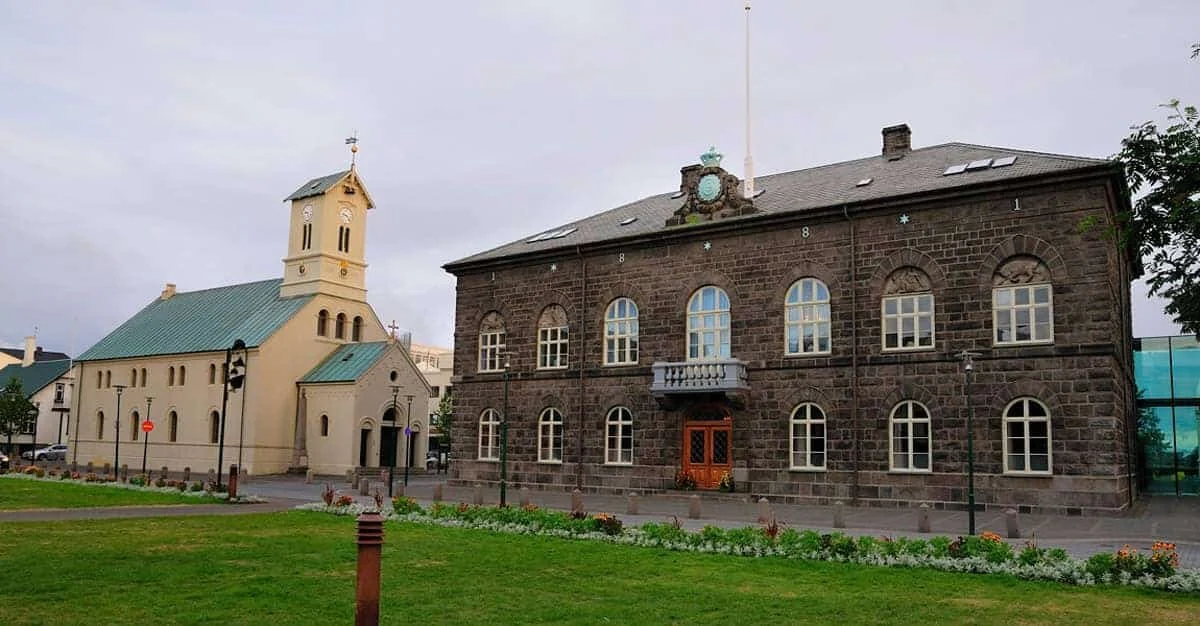 domkirkja_althingi-1200