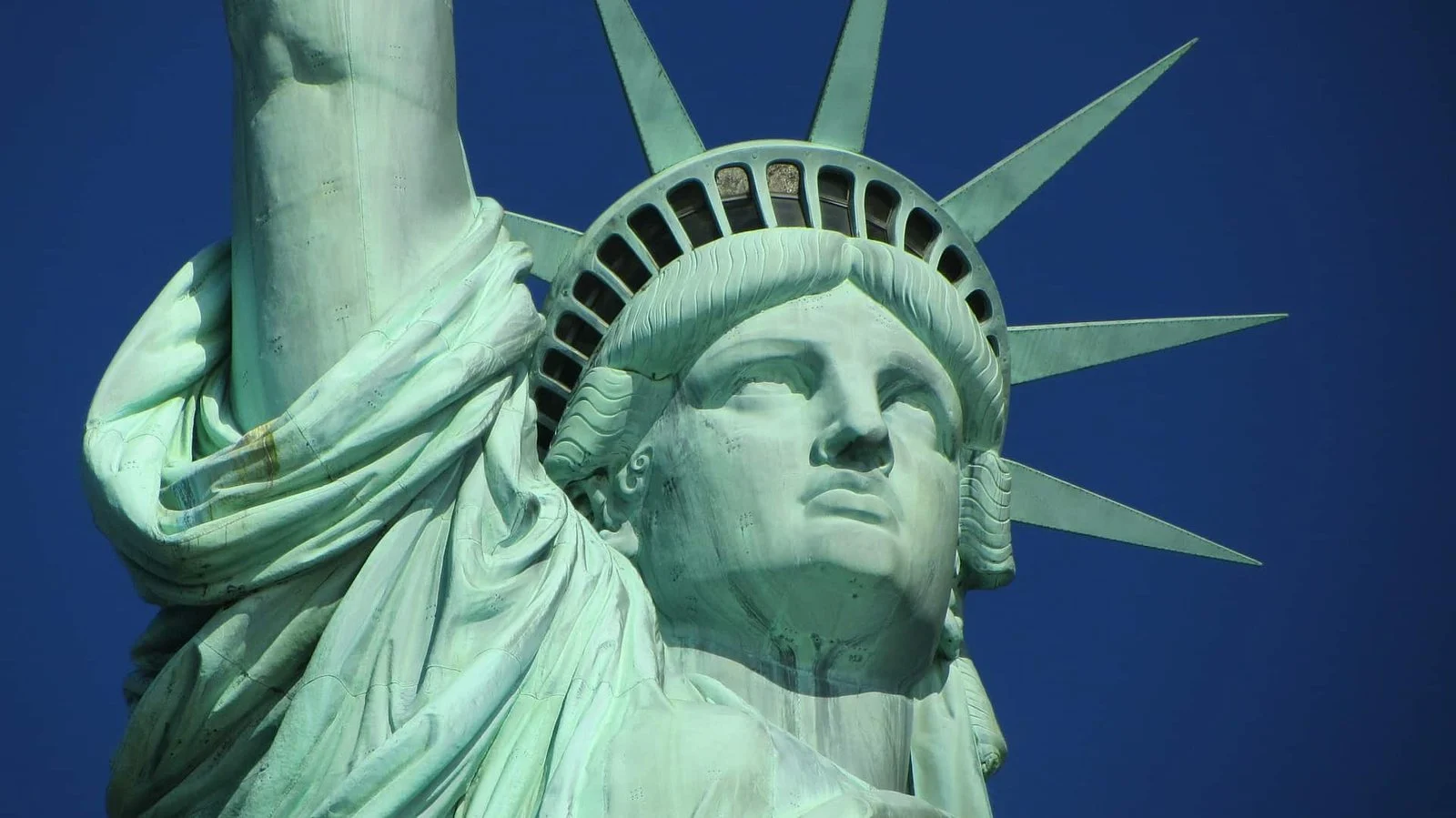 statue-of-liberty-267948_1920 Opna grein